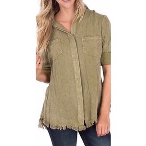 Umgee small oversized frayed distressed shirt